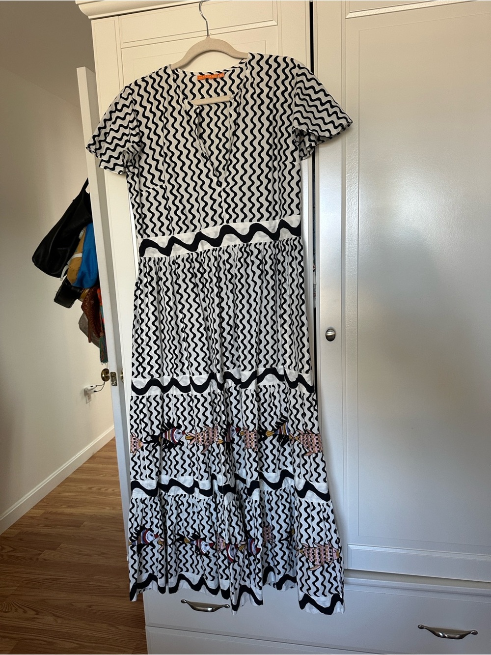 Oliphant Black & White Wave-Print Short-Sleeve Maxi Dress with Tiered Skirt